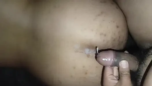 Nurmala iyi bir fışkırtma tarzı göte fışkırtıyor