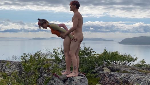 Amateur fuck in front of sea that make you feel more esthetic