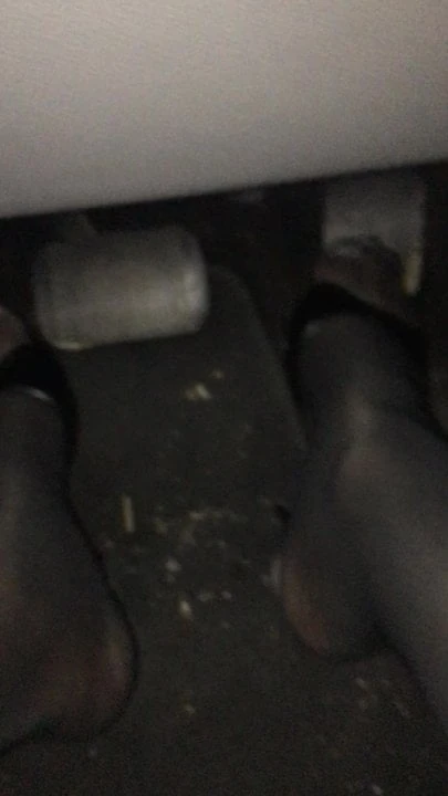 Shemale keményen vezet magassarkúban