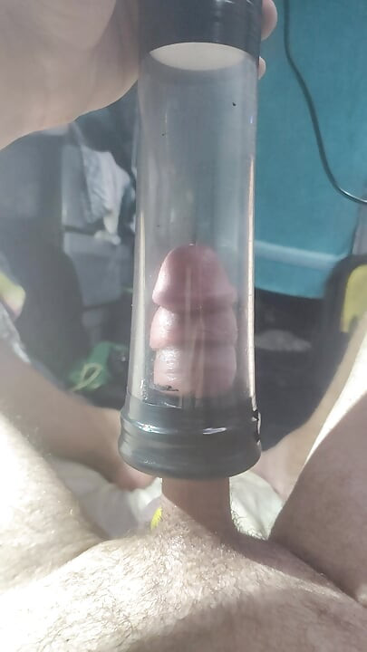 Pumping cock using automatic pump