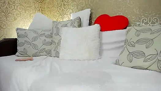 Masturbasi bugil 90 menit sampai muncrat