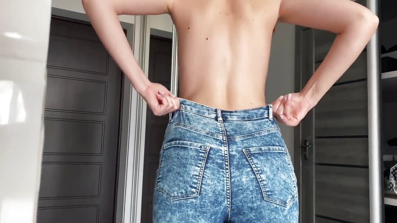 Cuckold menonton teman wanitanya dikongkek rakan dan creampie mulutnya