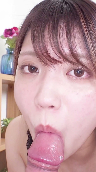 Kaede Mochizuki Comes Back to Fuck a Professional Adult Actor