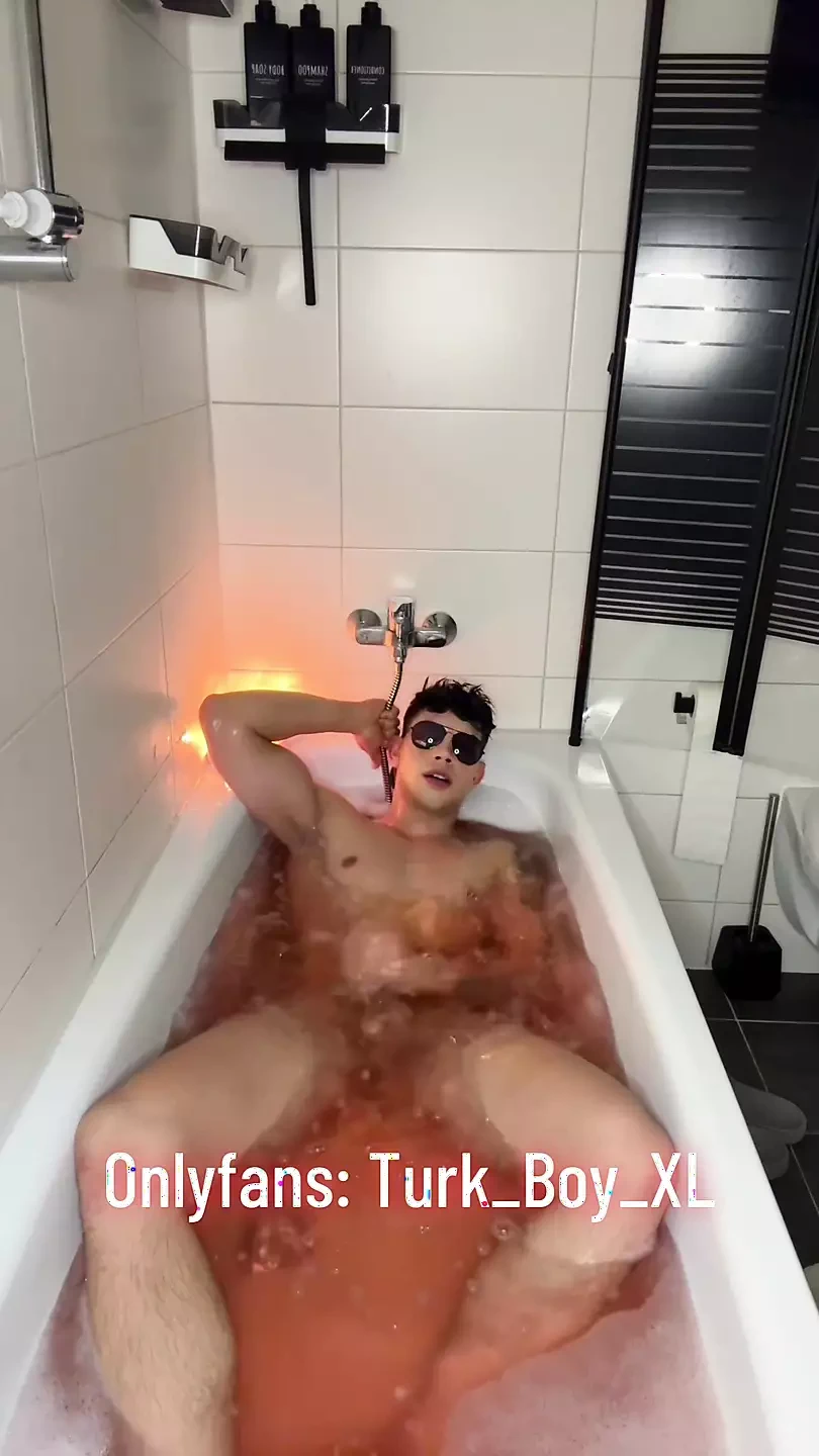 YOUNG BOY WITH 8 INCH JERKING WHILE BATHING