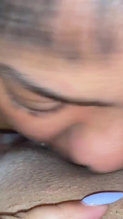 "Yoğun amcık ve klitoris yeme ateşli kadın orgazm kasılması büyük klitoris - khalessi69" dan unutulmaz bir an