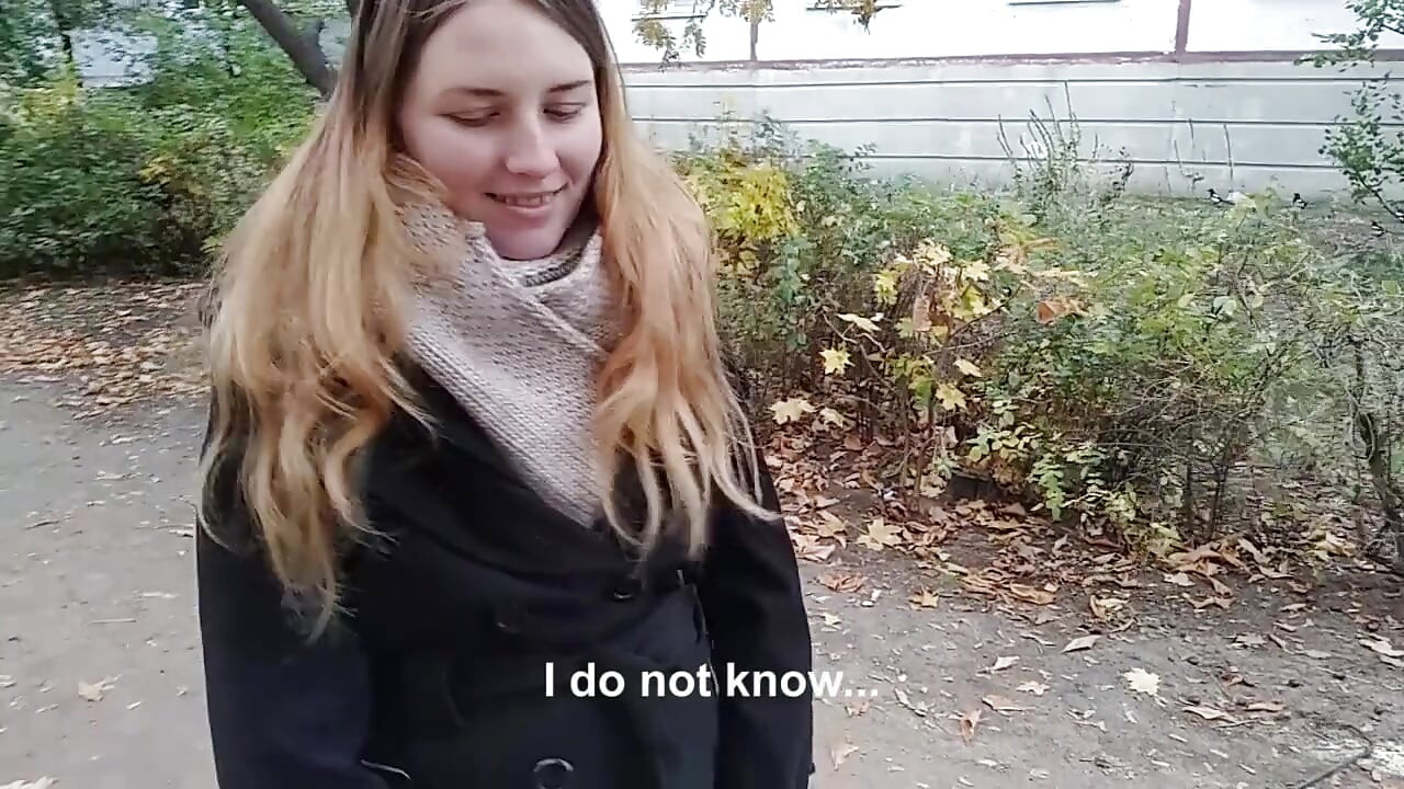 Трахнул студентку у входа