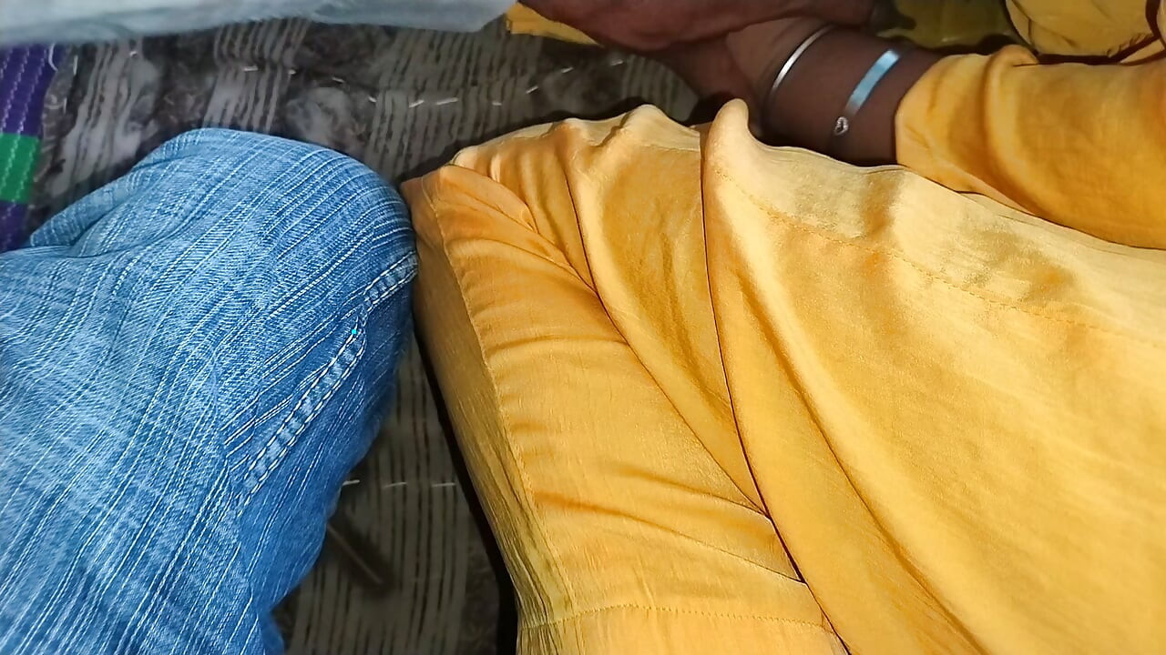 Stepbrother reached the stepsister&amp;#039;s friend&amp;#039;s room, then the stepbrother sucked the cock in his mouth
