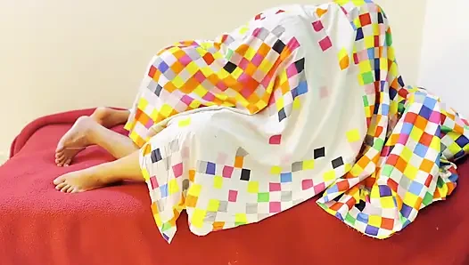 Tamil ateşli yenge komşusu tarafından sikiliyor ni assi ve boşalma ep-2