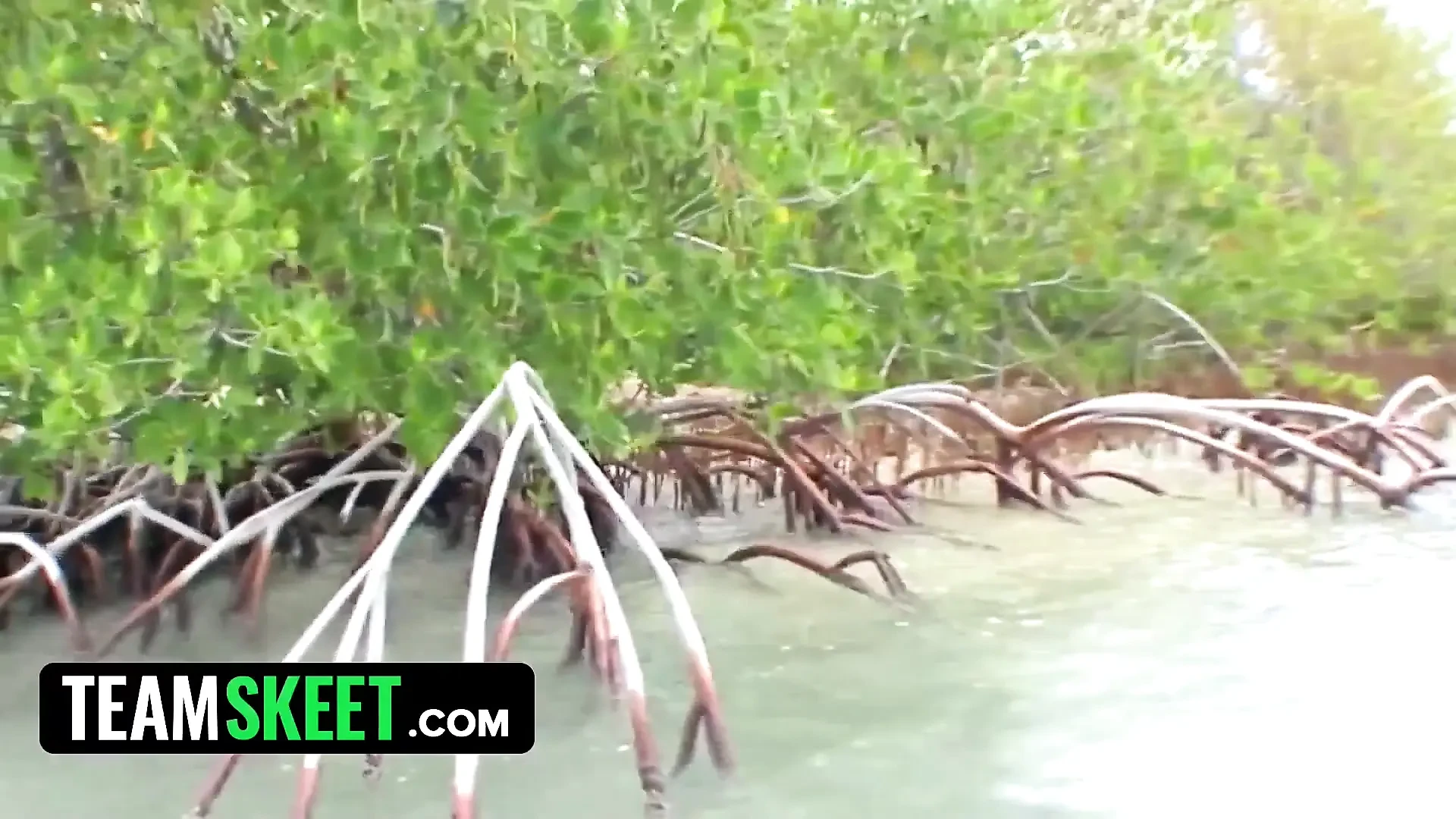 Mechi Medina - beach,public sex