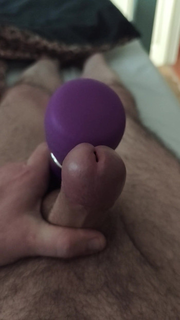 Purple massager makes me cum on lowest setting