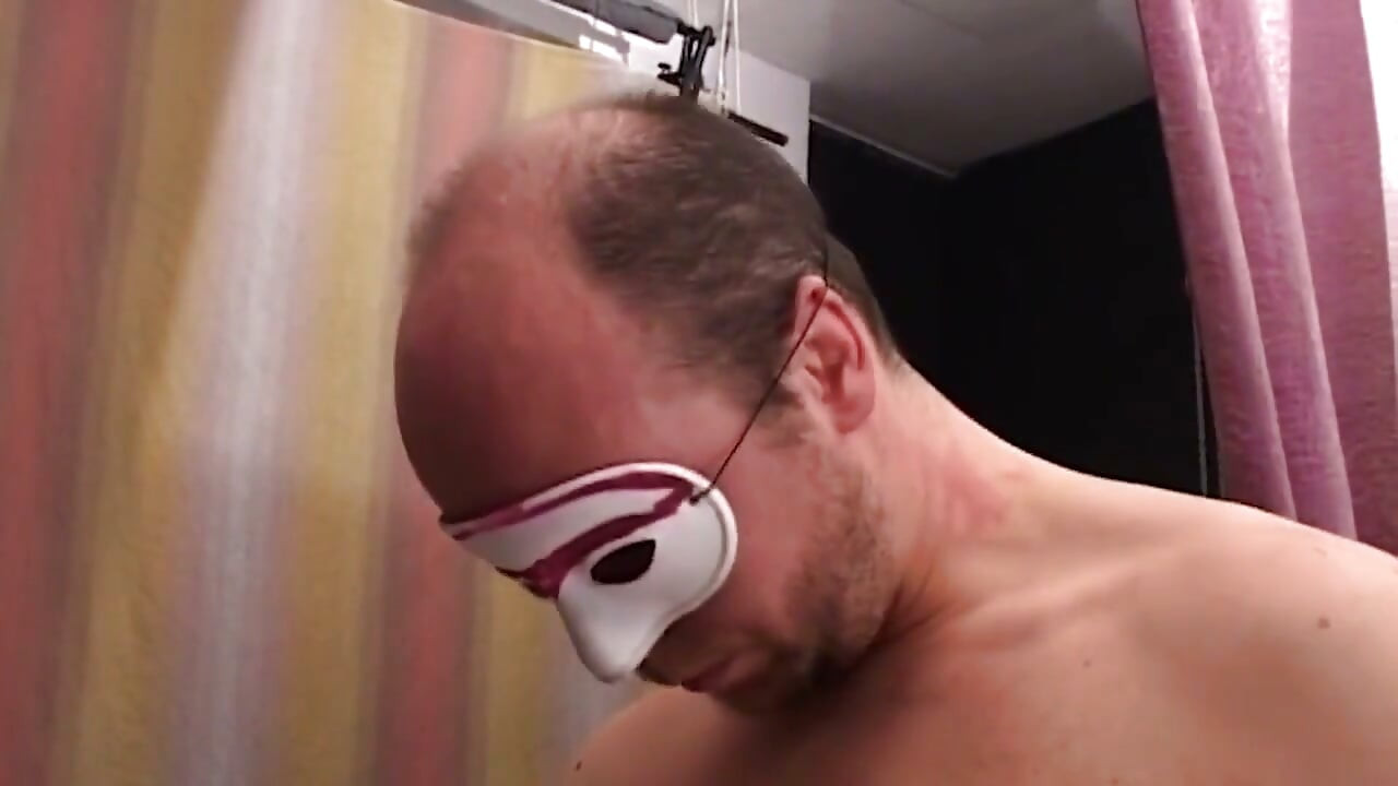 Horny MILF Sucks and Swallows in Steamy Casting Session