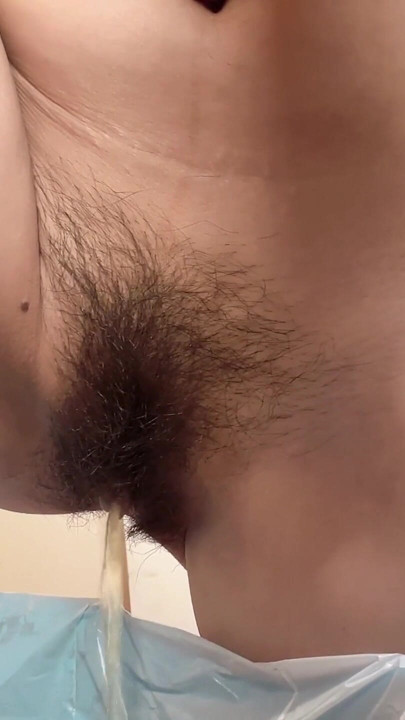 pissing fun hana cant wait for pee out that feel so good | Clip 1