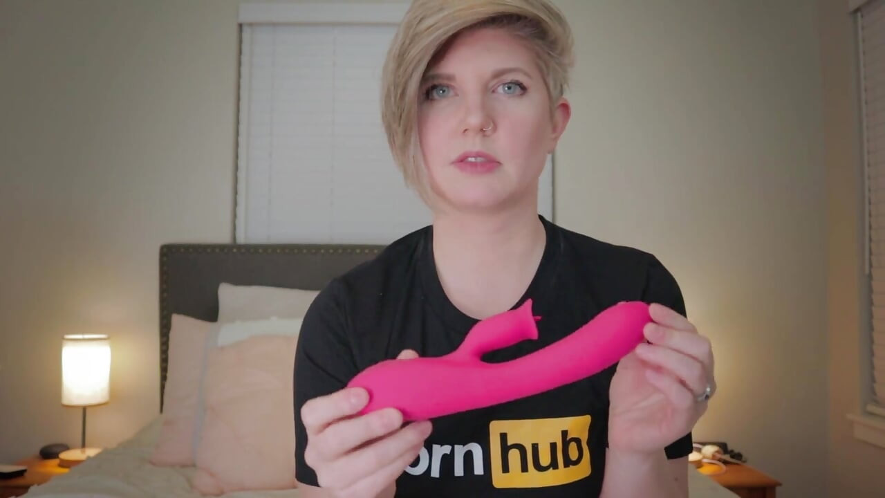 Unboxing dan review vibrator kelinci unvomi pulsating dari paloqueth sama ibu rumah tangga ginger