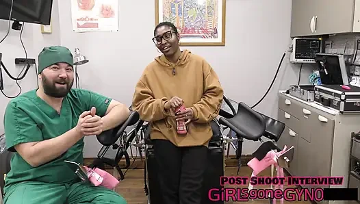 Физический вход в университет Тампы - Daisy Mynx