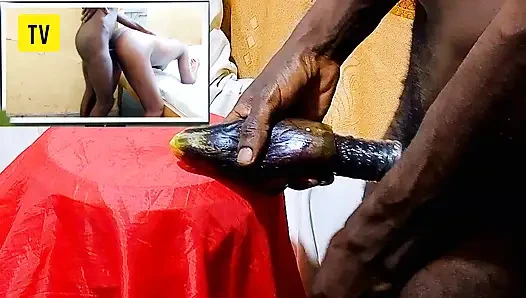 Yumurta bitkisini sikiyorum ve porno film izlerken gerçek amcık gibi hissediyorum, ihtiyacım olan tek şey boşalana kadar cinsel zevkti