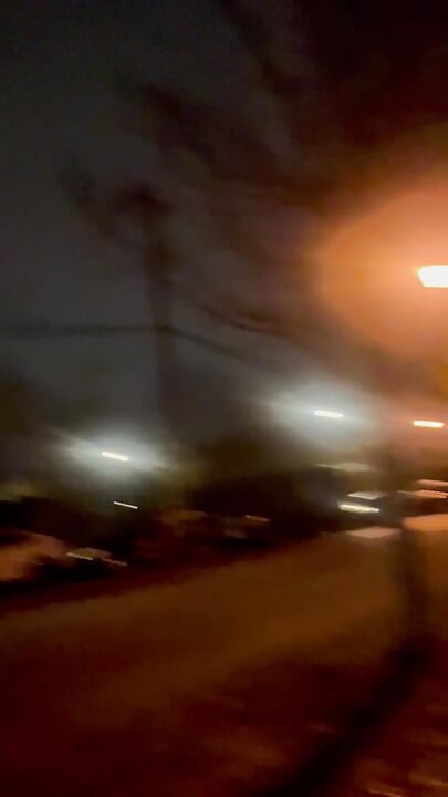 Pomoc opiekunka kończy w publicznej toalecie w przerwie