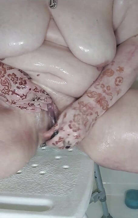 Watch This Cripple Shave Her Pussy on Her Shower Chair
