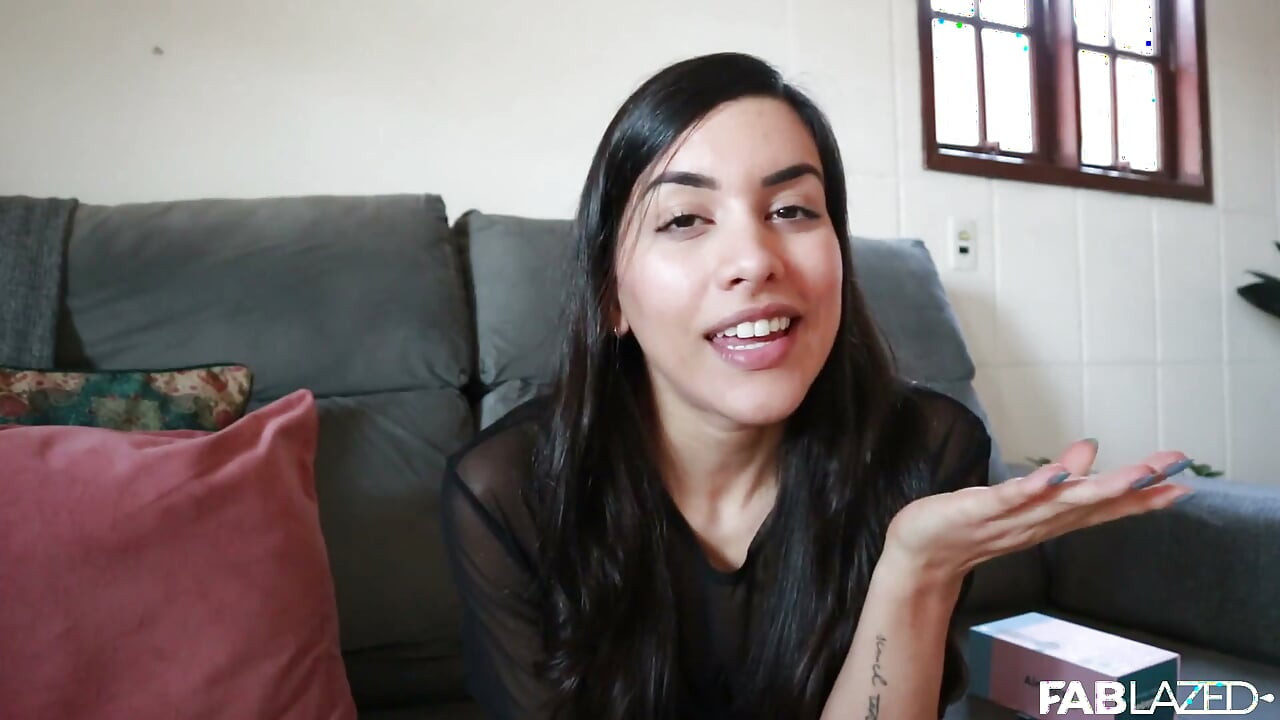 J’ai eu trois orgasmes d’affilée avec myvibrator ! - Fablazed