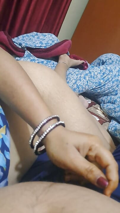 Desi bhabhi ke sath maja