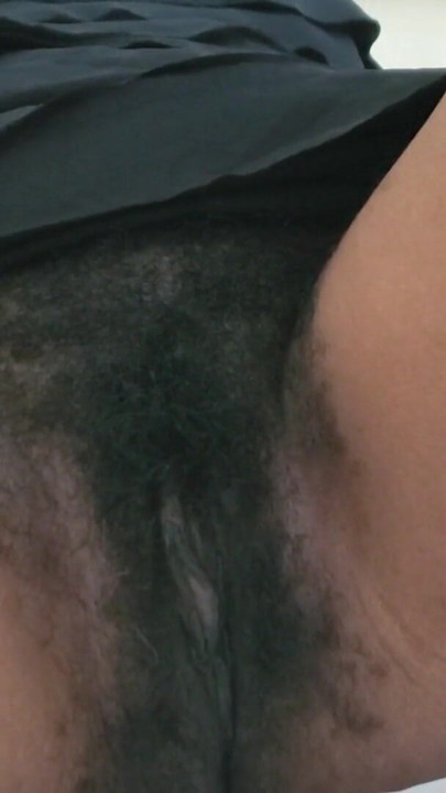 Hot Amateur Teen Showing Hairy Pussy Beauty With Bold Confidence | Clip 1