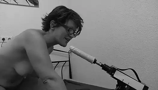 Sylvies çift - yumruk sokma ve sikişme makinesi