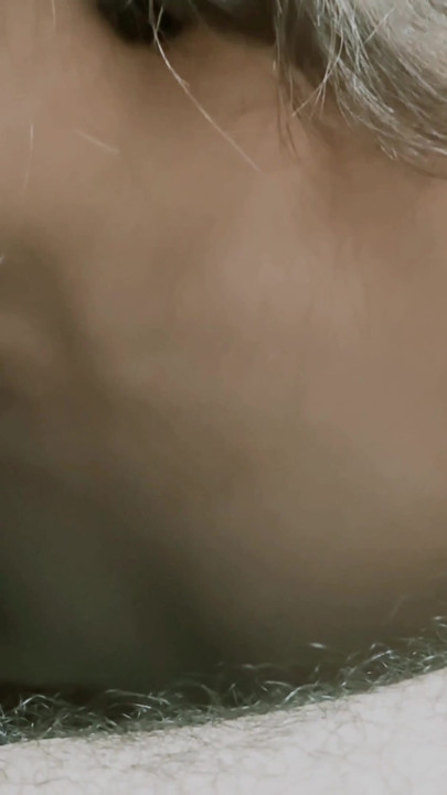 Niemand lutscht Schwänze köstlicher als ich und dann stecken sie es in meine Muschi und meinen Arsch | Clip 2