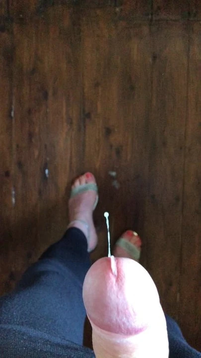Big cock tranny cumshot