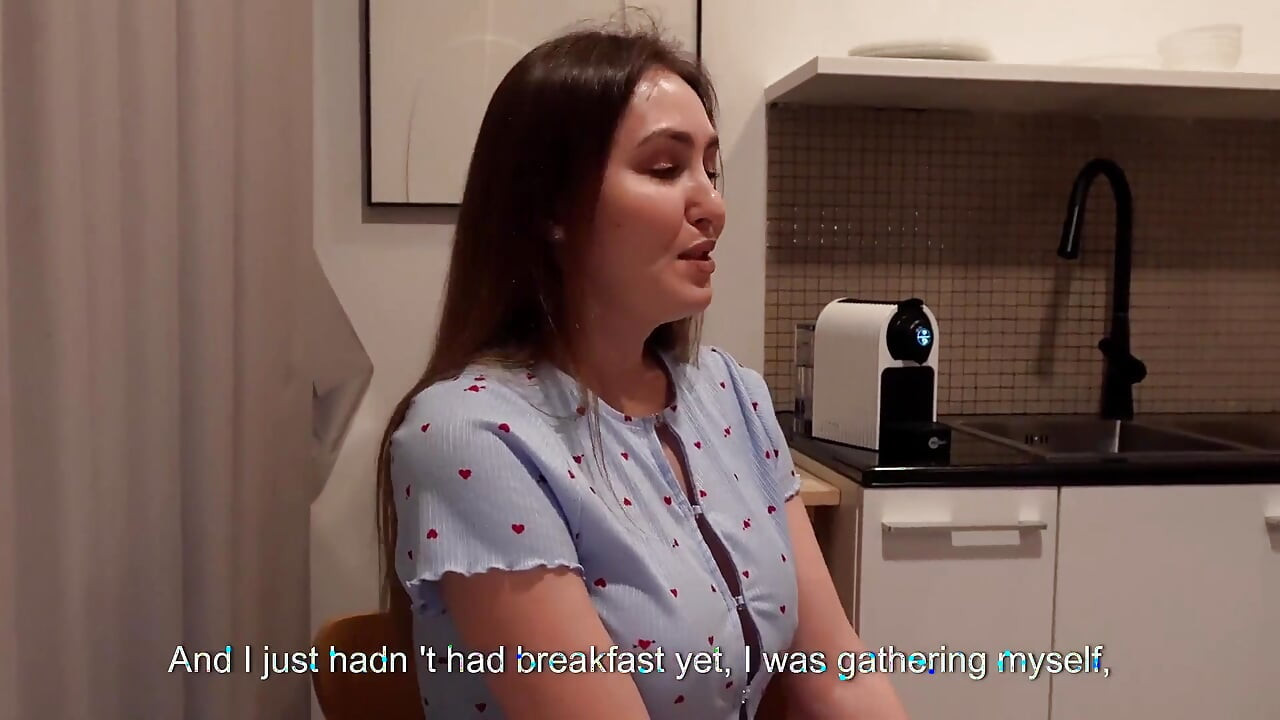 Uma Nova Madrasta MILF Seduz Seu Enteado Marinheiro Depois De Um Ano No Mar.