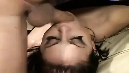 Ins gesicht gefickt, französische nymphomanin beim halsfick