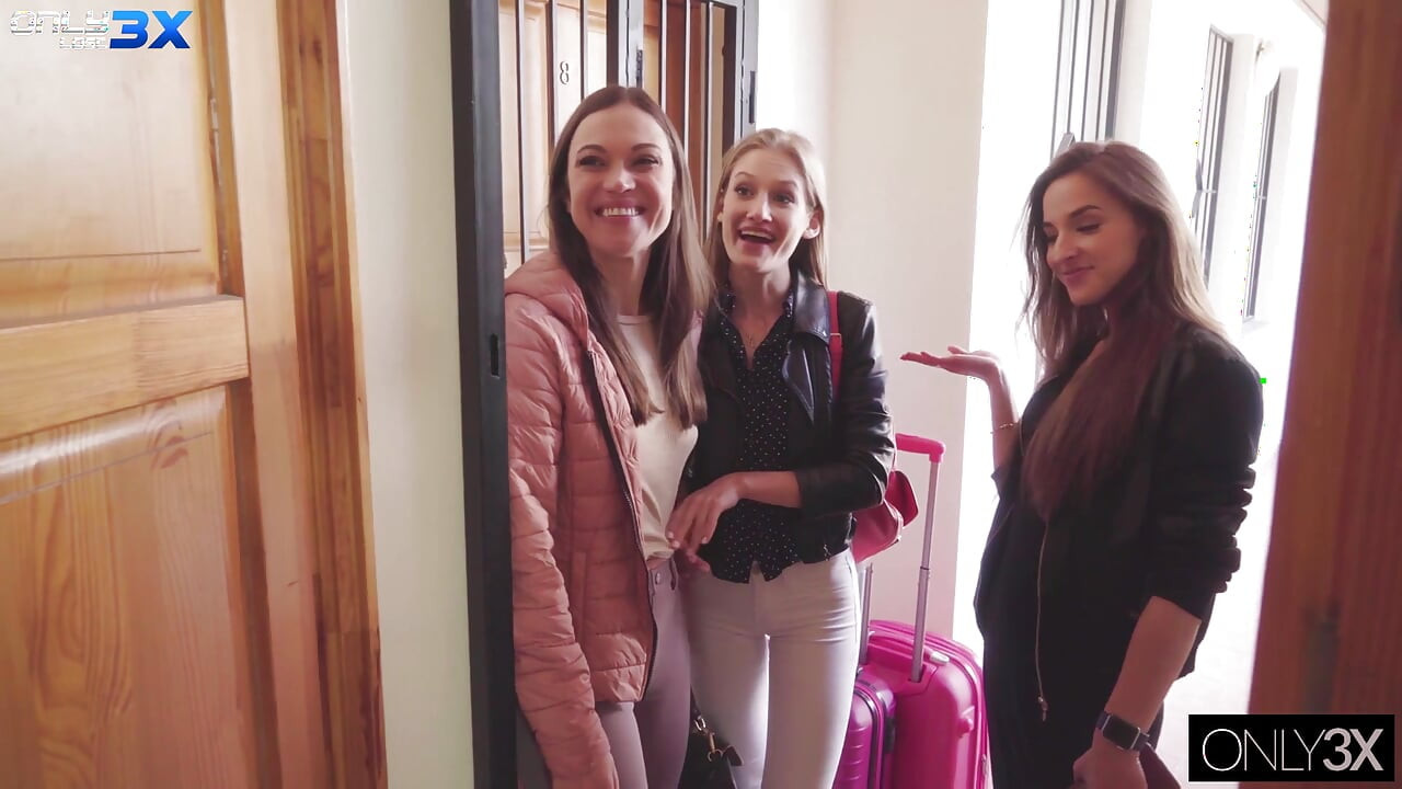 Sweeties Alyssa Reece and Tiffany Tatum team up to fuck Mike Angelo Premium Edit Only3X Lost