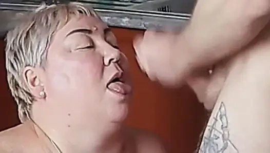 Girlfriend loves when I cum on her face