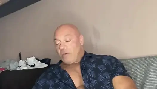 Mr Guru Bodybuilding Daddy Wank at Home