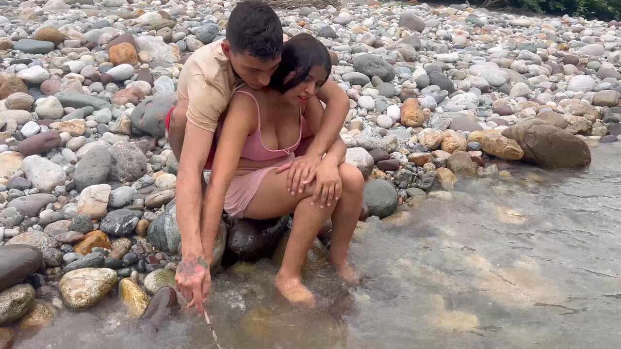 CASUAL SEX, I teach young Latina how to fish and then fuck her and cum in her tight pussy