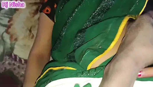 Indisches mädchen rj nisha romantik und sexy mit stiefbruder