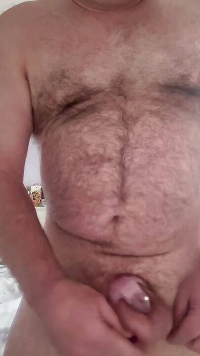 Αρνούμενος τη μικροσκοπική κλειτορίδα του να έρθει