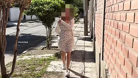 Полное видео молодая студентка принимает свидание для траха в настоящем домашнем видео