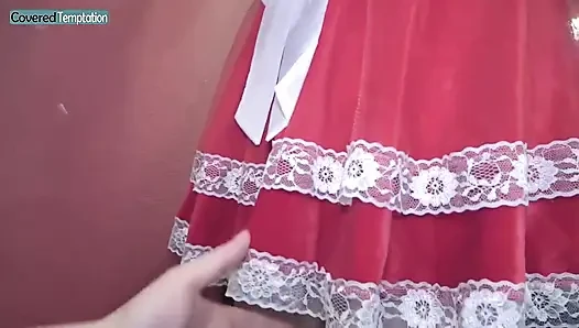 Красотка-вокалистка в любительском видео, Санта-Косплей в Страстную ночь. Золотое сечение тела, кримпай, сольный секс начинается! 1-е