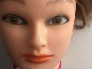 人形の美容のための顔射