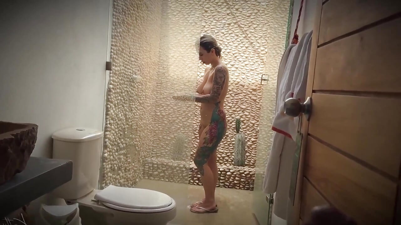 Sex-addicted Stepfather Bursts Into the Shower and Ends up Cumming on His Stepdaughter
