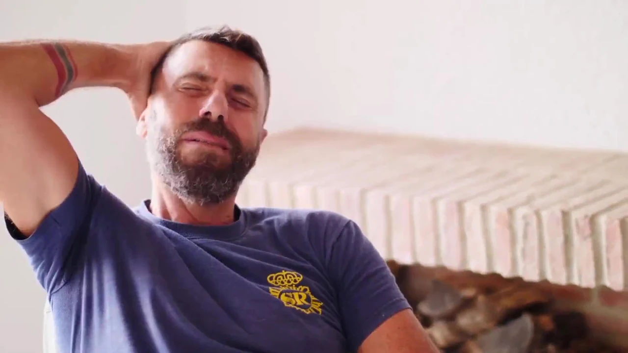 Bearfilms - baba carlos verga genç ayı Ale Tedesco'yu sikiyor