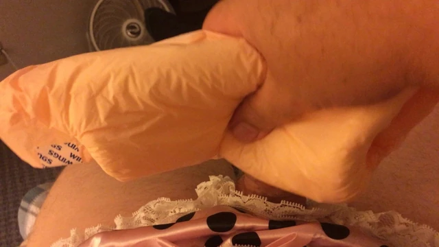 Diaper panty jackoff