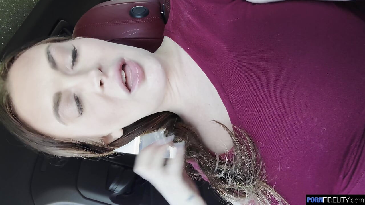 Fortsatte Creampies for Busty Lindsay Lee