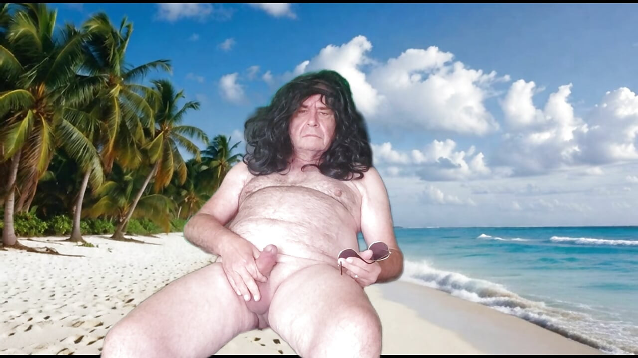 HOT BEACH VOYEUR WITH ADAMANDEVE AND LUPO