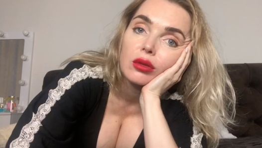 Annette milf macocha uwodzi syna za pośrednictwem rozmowy wideo, gdy ojciec jest w pracy