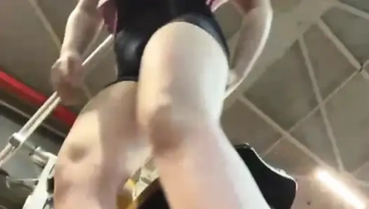 Masturbating in the gym with jucielussie