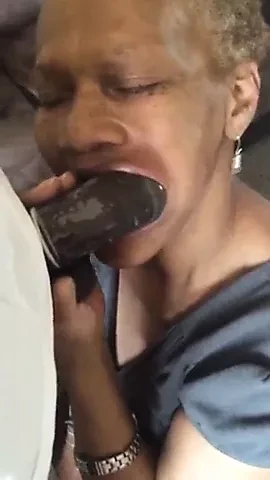 Granny sucks meat