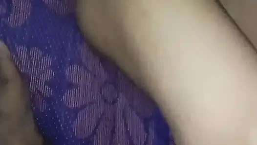Adik tiri ngentot sama kakak tirinya yang lebih tua