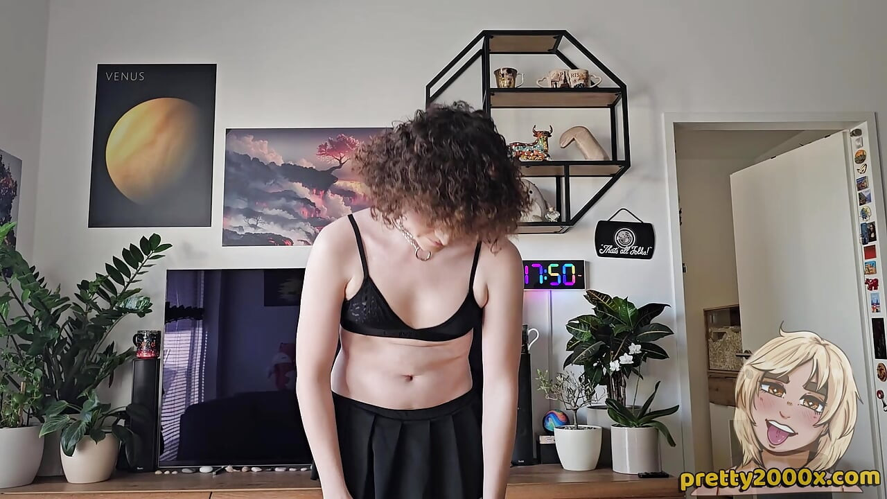 Trans Slut blows neighbour and gets her ass creampied - prettyboi2000x