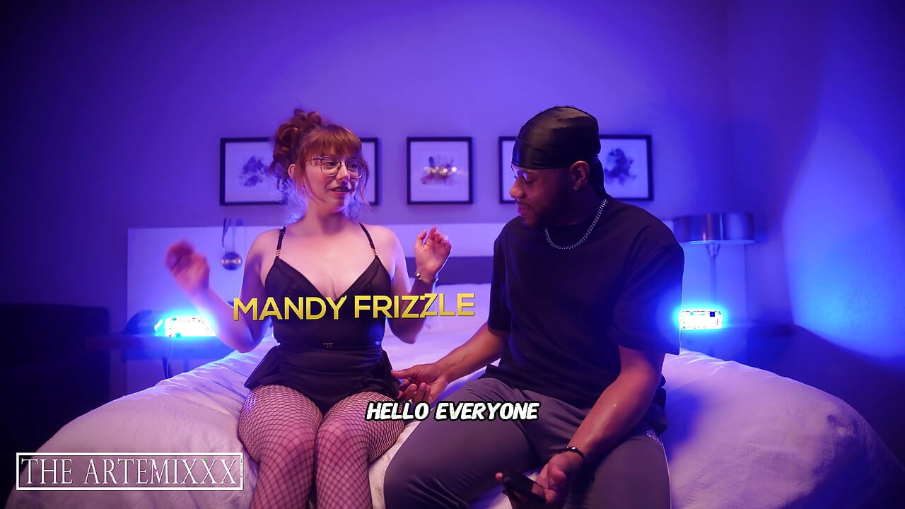 Mandy Frizzle vs ArtemiXXX Kingdom Hearts kvíz, aztán mélyen bassza, amíg spriccel és creampie-t kap a puncijába