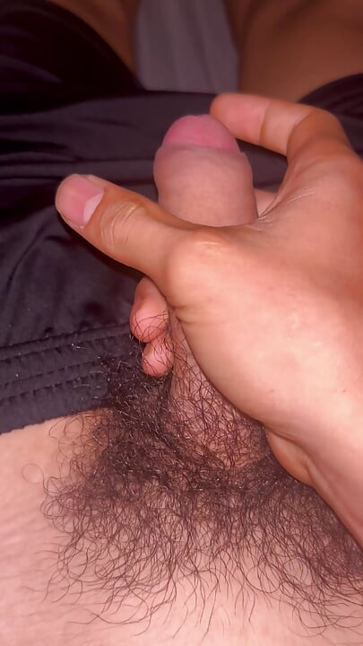 18-year-old guy wants sex when he is alone in the room